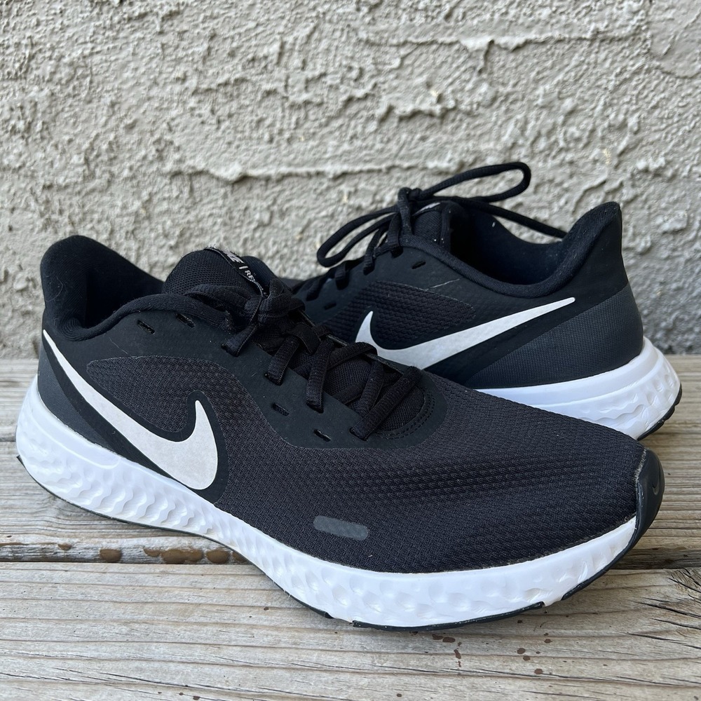 Nike Shoes Size 10 Revolution 5 Running Black/White BQ3207-002